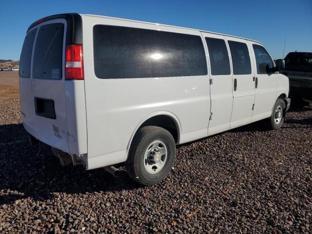 1GAZG1FG1F1225830 - 2015 CHEVROLET EXPRESS G3 LT WHITE photo 3