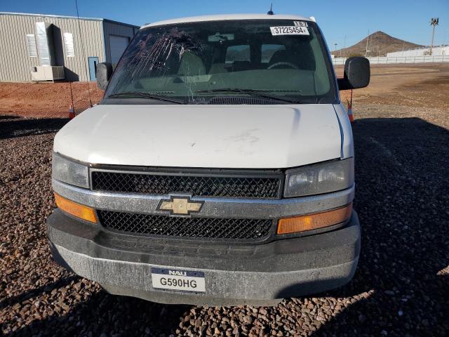 1GAZG1FG1F1225830 - 2015 CHEVROLET EXPRESS G3 LT WHITE photo 5