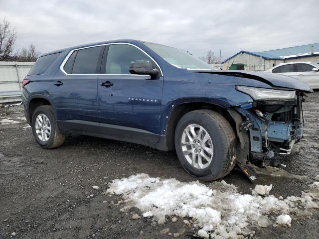 1GNEVFKW7NJ131432 - 2022 CHEVROLET TRAVERSE LS BLUE photo 4