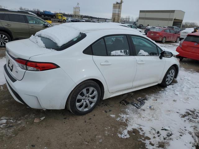 5YFEPMAE7NP327673 - 2022 TOYOTA COROLLA LE WHITE photo 3