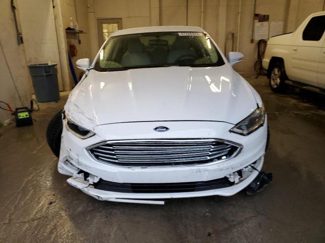 3FA6P0D95JR233698 - 2018 FORD FUSION TITANIUM/PLATINUM WHITE photo 5