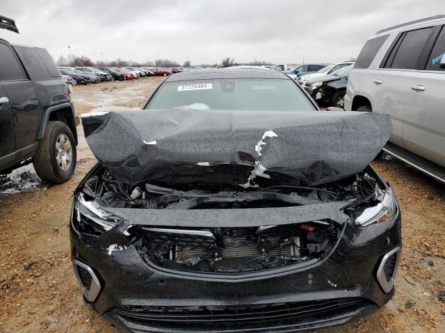 W04GS6SS5J1104984 - 2018 BUICK REGAL GS BLACK photo 5