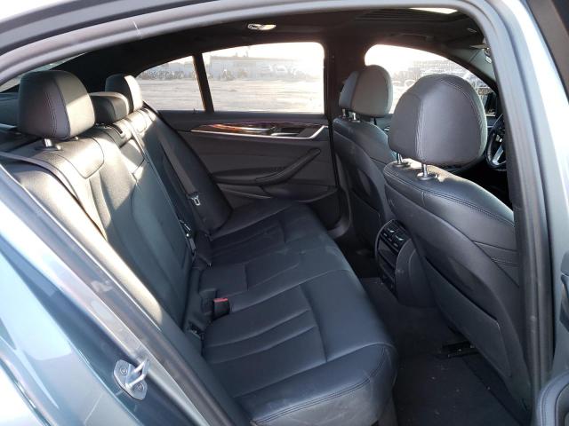 WBAJA9C51KB399096 - 2019 BMW 530E GRAY photo 10