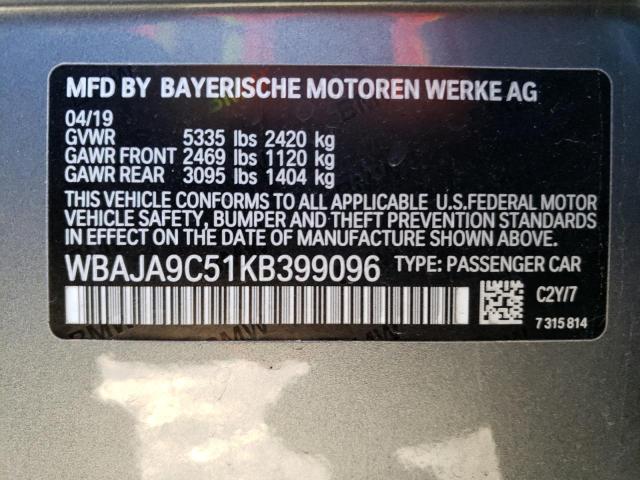 WBAJA9C51KB399096 - 2019 BMW 530E GRAY photo 13