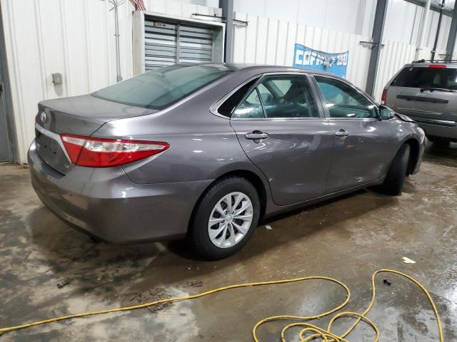 4T4BF1FK8FR499915 - 2015 TOYOTA CAMRY LE GRAY photo 3