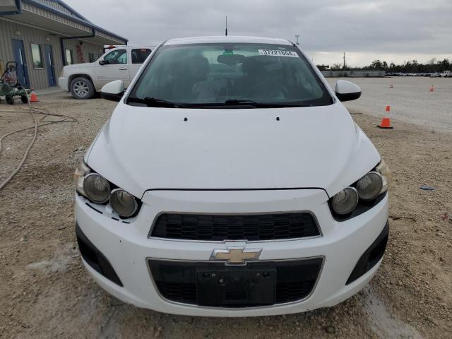 1G1JA5SH5E4227629 - 2014 CHEVROLET SONIC LS WHITE photo 5