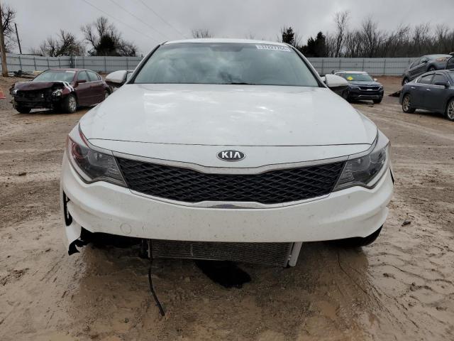 KNAGT4L30G5073804 - 2016 KIA OPTIMA LX WHITE photo 5