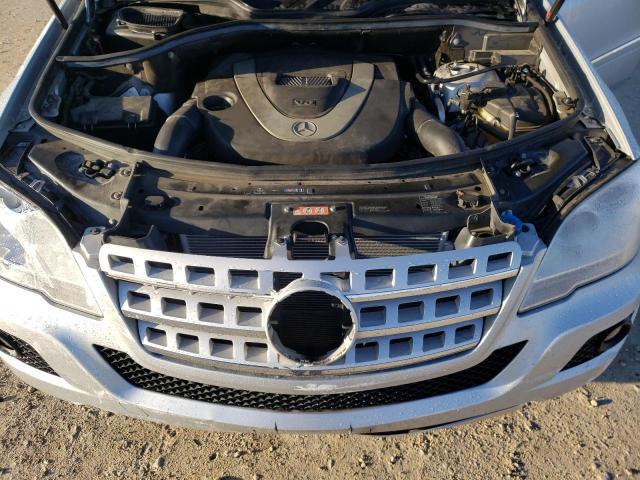 4JGBB86E59A523103 - 2009 MERCEDES-BENZ ML 350 SILVER photo 12