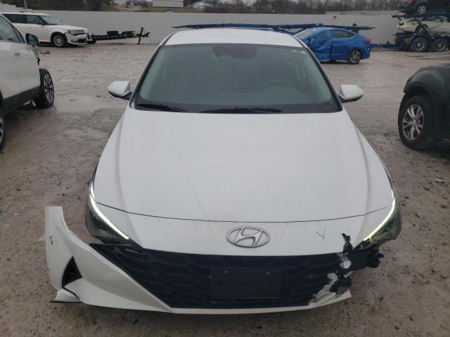 5NPLL4AG0MH036691 - 2021 HYUNDAI ELANTRA SE WHITE photo 5