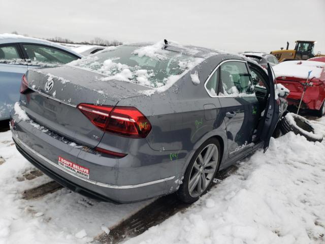 1VWDT7A38HC059881 - 2017 VOLKSWAGEN PASSAT R-LINE Grau Foto 3