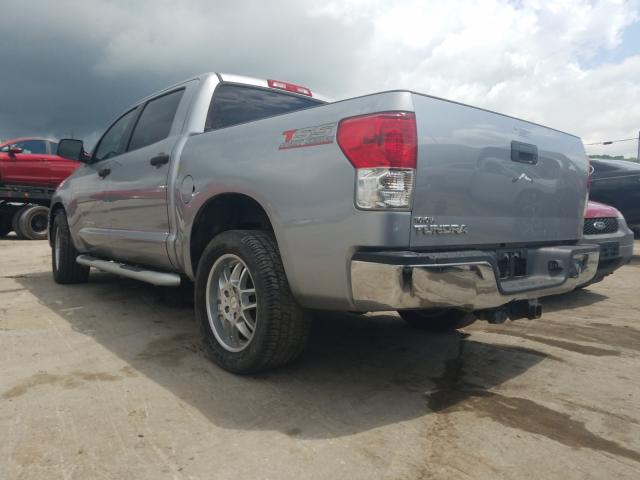 5TFEY5F13BX106156 - 2011 TOYOTA TUNDRA CREWMAX SR5  photo 3