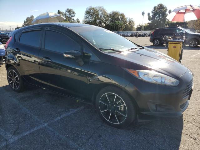 3FADP4EJ0GM193172 - 2016 FORD FIESTA SE BLACK photo 4