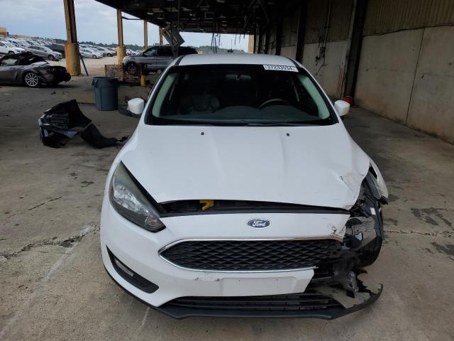 1FADP3K21GL273959 - 2016 FORD 12W10 DLP SE WHITE photo 5