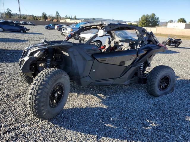 3JBVXAW28JK000650 - 2018 CAN-AM MAVERICK X RS TURBO R BLACK photo 2