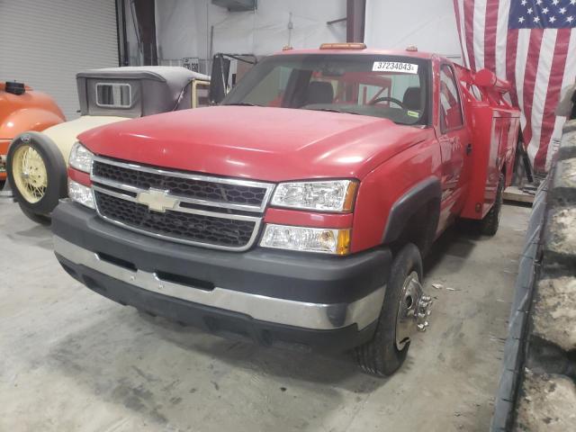 1GBJC34U16E262698 - 2006 CHEVROLET SILVERADO C3500 RED photo 1