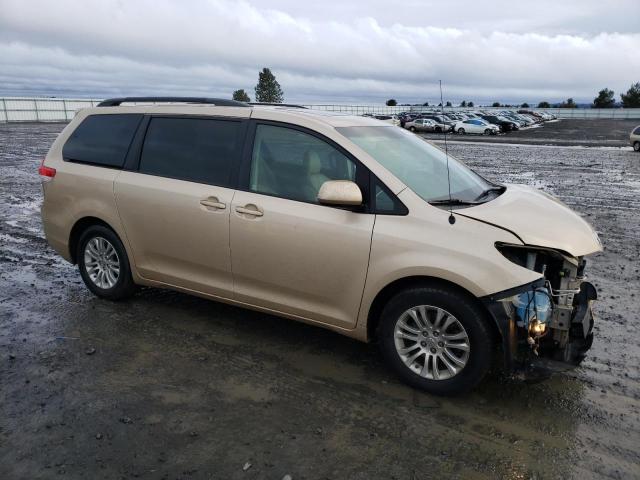 5TDYK3DC0ES461982 - 2014 TOYOTA SIENNA XLE TAN photo 4