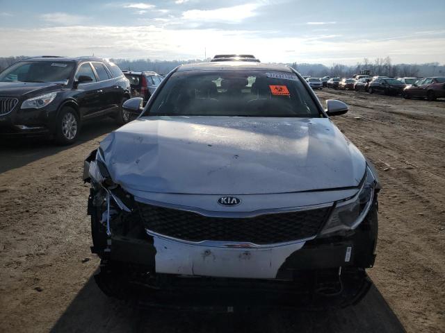 5XXGT4L33JG266017 - 2018 KIA OPTIMA LX SILVER photo 5