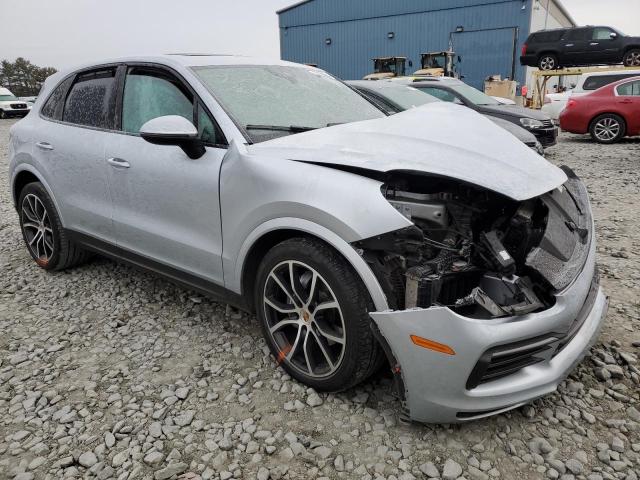 WP1AA2AY5KDA12527 - 2019 PORSCHE CAYENNE SILVER photo 4