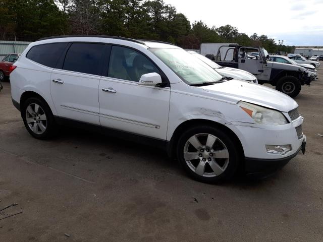 1GNER33D99S100120 - 2009 CHEVROLET TRAVERSE LTZ WHITE photo 4