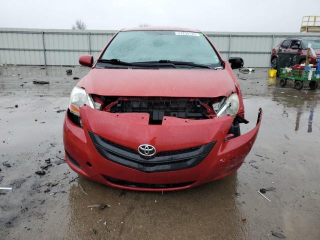 JTDBT923984027195 - 2008 TOYOTA YARIS RED photo 5