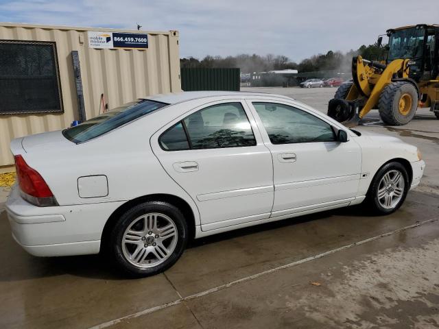 YV1RS640252467070 - 2005 VOLVO S60 WHITE photo 3