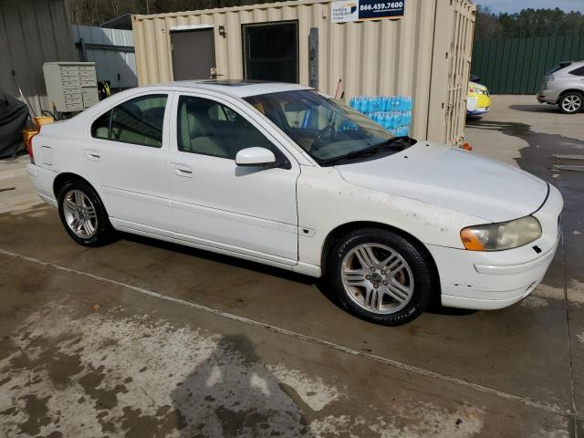 YV1RS640252467070 - 2005 VOLVO S60 WHITE photo 4