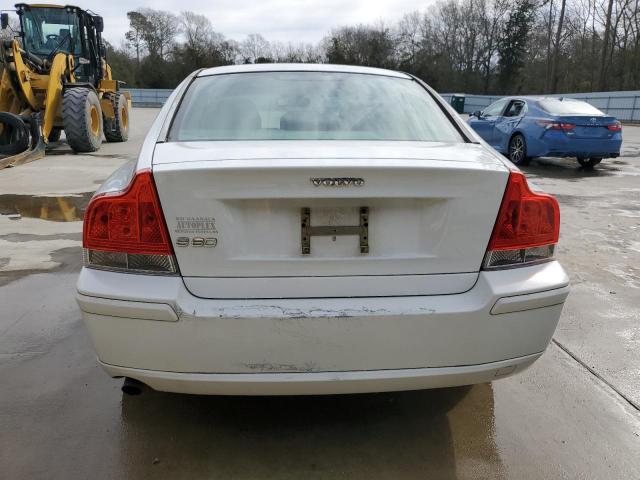 YV1RS640252467070 - 2005 VOLVO S60 WHITE photo 6