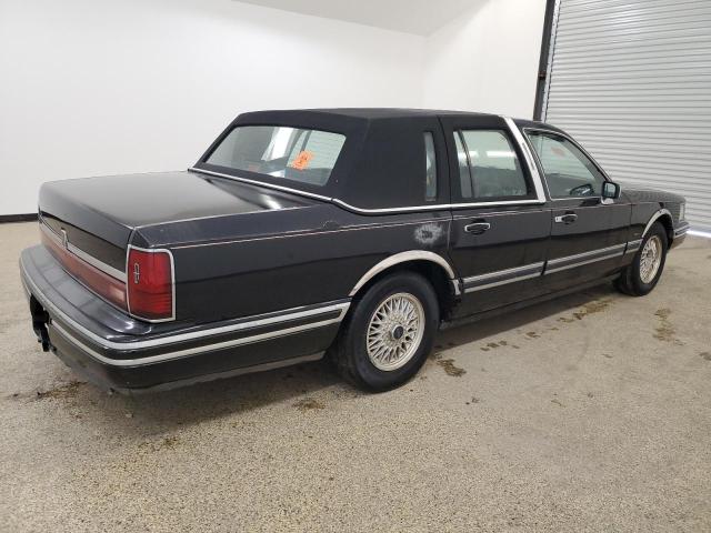 1LNLM81W2NY751446 - 1992 LINCOLN TOWN CAR EXECUTIVE BLACK photo 3