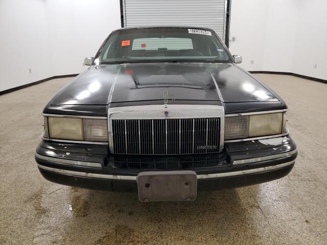 1LNLM81W2NY751446 - 1992 LINCOLN TOWN CAR EXECUTIVE BLACK photo 5