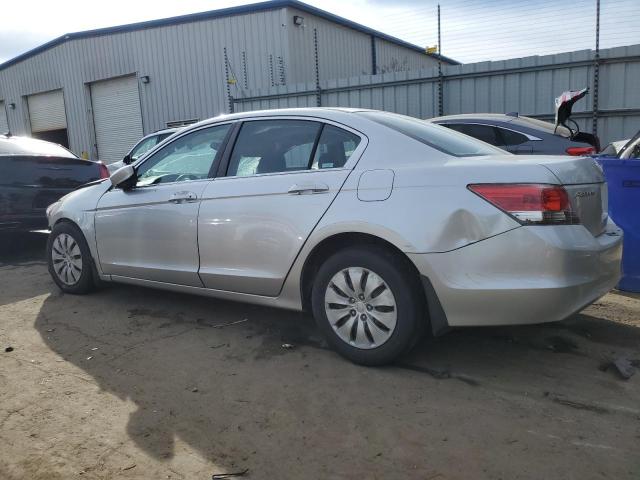 1HGCP26319A079001 - 2009 HONDA ACCORD LX SILVER photo 2