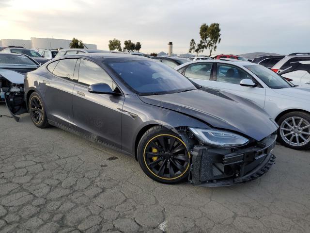 5YJSA1E19GF139374 - 2016 TESLA MODEL S ნაცრისფერი ფოტო 4