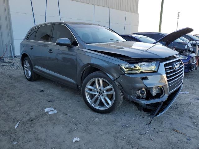 WA1VAAF70JD027247 - 2018 AUDI Q7 PRESTIGE GRAY photo 4