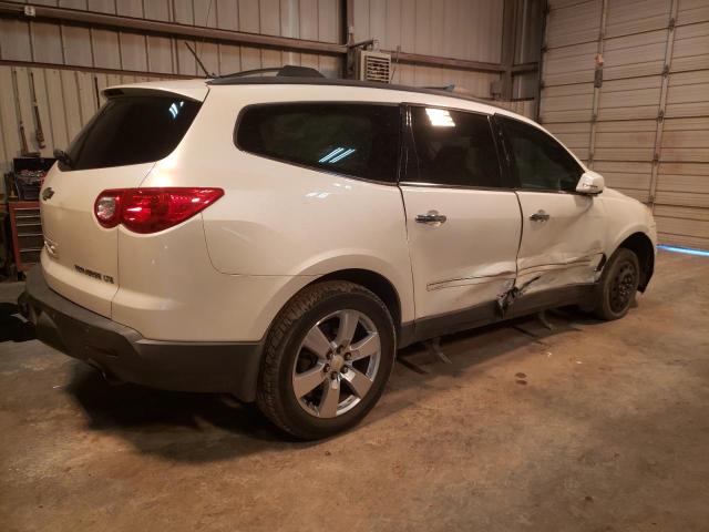 1GNKRLED5BJ417131 - 2011 CHEVROLET TRAVERSE L WHITE photo 3