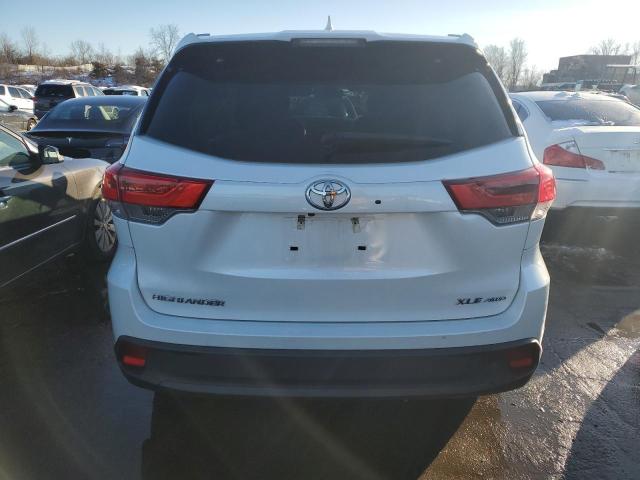 5TDJZRFH4KS724768 - 2019 TOYOTA HIGHLANDER SE WHITE photo 6