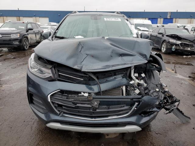 KL7CJPSM1NB524382 - 2022 CHEVROLET TRAX 1LT GRAY photo 5