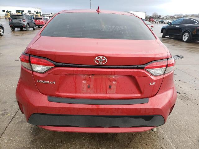 5YFEPMAE9MP266907 - 2021 TOYOTA COROLLA LE RED photo 6