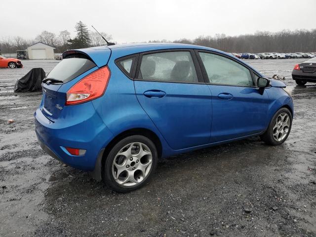 3FADP4FJ1BM151133 - 2011 FORD FIESTA SES BLUE photo 3