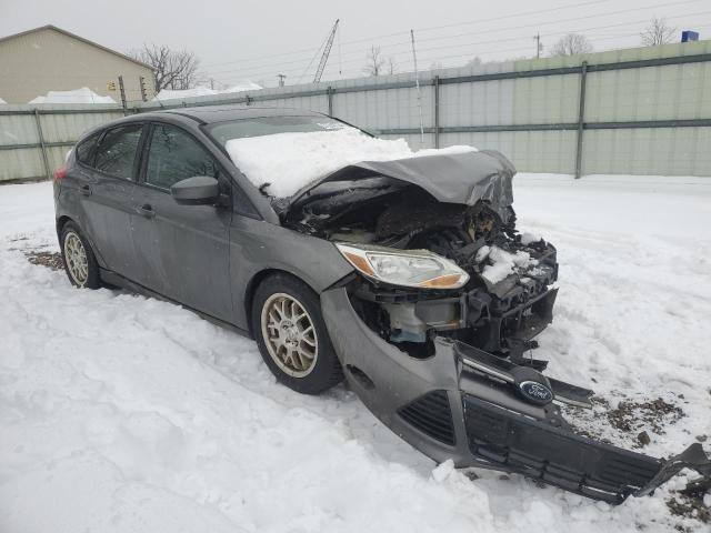 1FAHP3K24CL317707 - 2012 FORD FOCUS SE GRAY photo 4