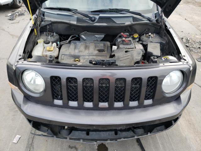 1C4NJRFB8GD691247 - 2016 JEEP PATRIOT LATITUDE GRAY photo 12