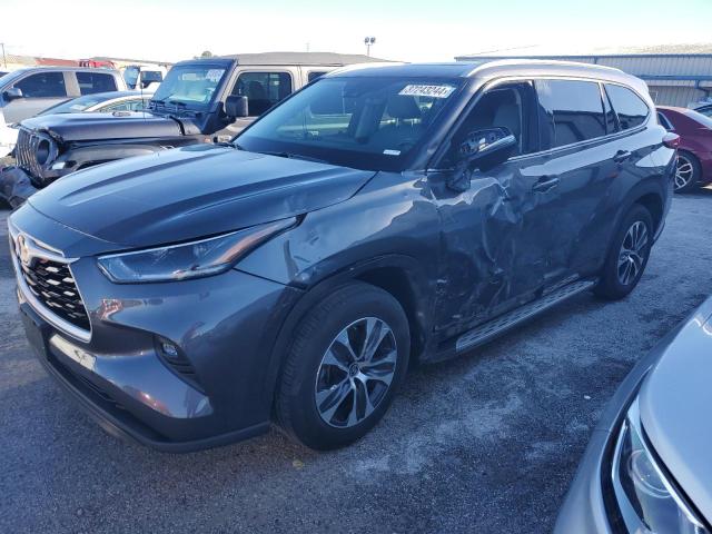 5TDGZRAHXMS529035 - 2021 TOYOTA HIGHLANDER XLE GRAY photo 1