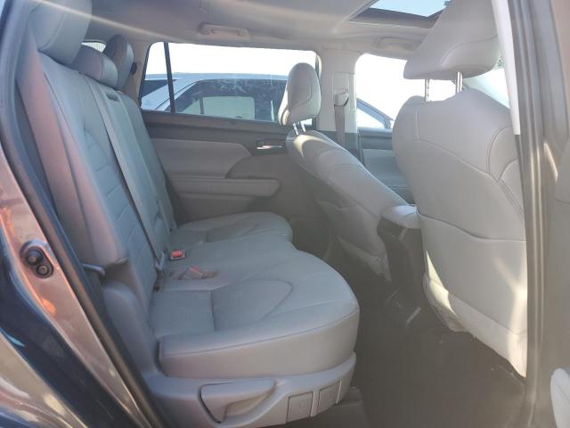 5TDGZRAHXMS529035 - 2021 TOYOTA HIGHLANDER XLE GRAY photo 11