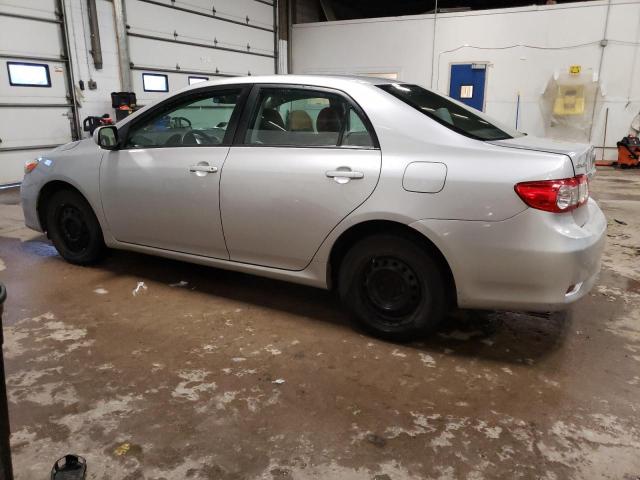 2T1BU4EE7BC678732 - 2011 TOYOTA COROLLA BASE SILVER photo 2