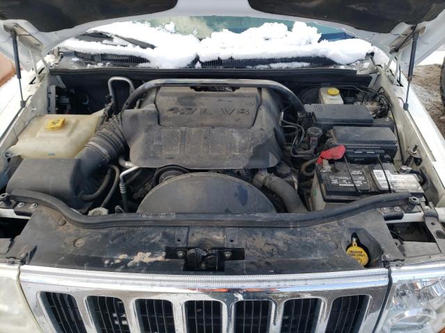 1J8HG48N78C163477 - 2008 JEEP COMMANDER SPORT Weiß Foto 11