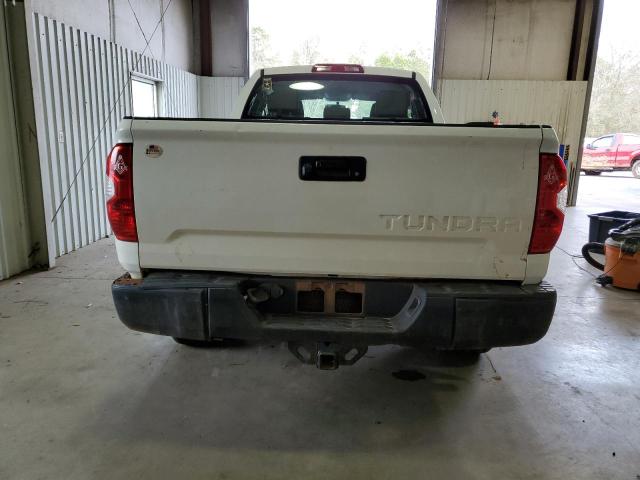 5TFRM5F1XFX087267 - 2015 TOYOTA TUNDRA DOUBLE CAB SR/SR5 WHITE photo 6