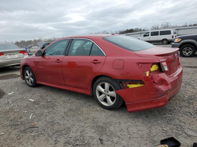 4T1BF3EK0BU147073 - 2011 TOYOTA CAMRY BASE RED photo 2