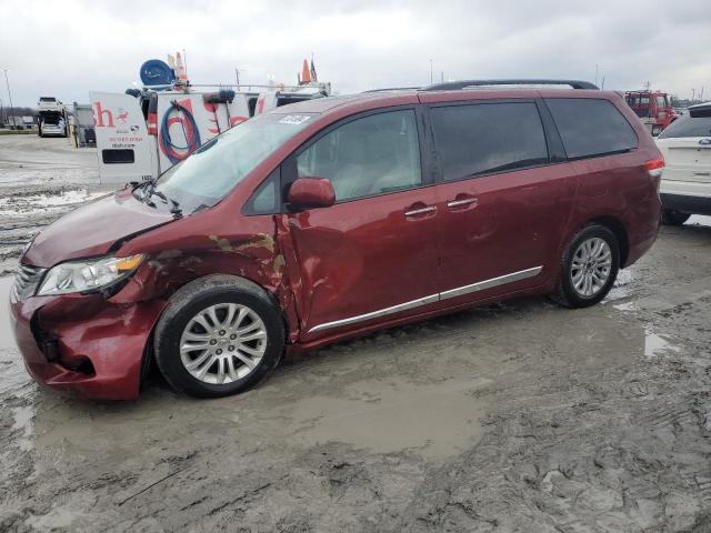 2013 TOYOTA SIENNA XLE, 