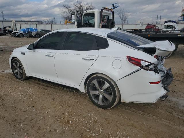 5XXGT4L30LG405247 - 2020 KIA OPTIMA LX WHITE photo 2