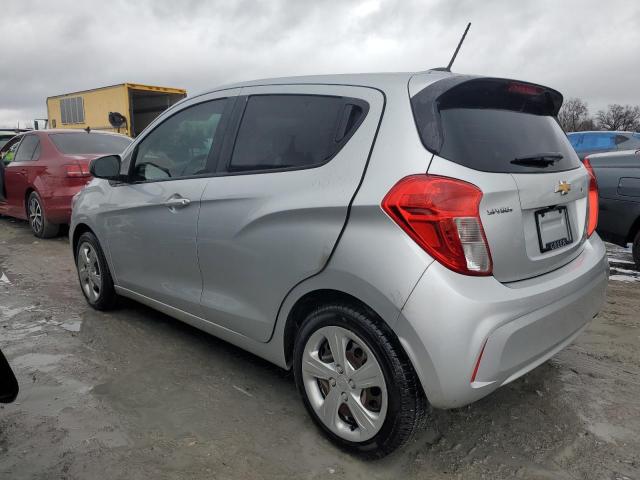 KL8CA6SA3KC736251 - 2019 CHEVROLET SPARK LS SILVER photo 2