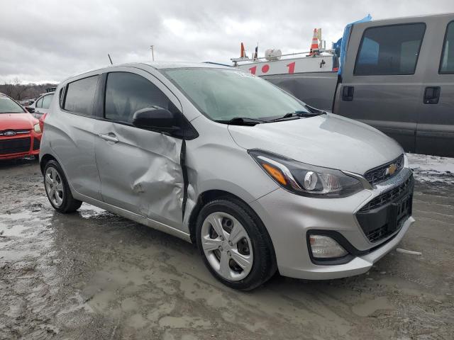 KL8CA6SA3KC736251 - 2019 CHEVROLET SPARK LS SILVER photo 4