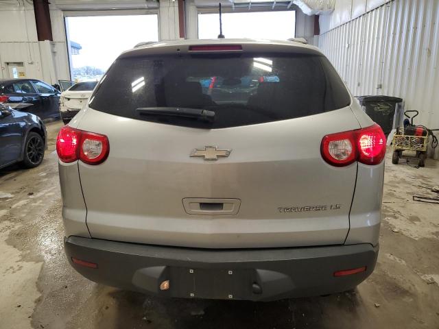 1GNLREED0AS130501 - 2010 CHEVROLET TRAVERSE LS SILVER photo 6